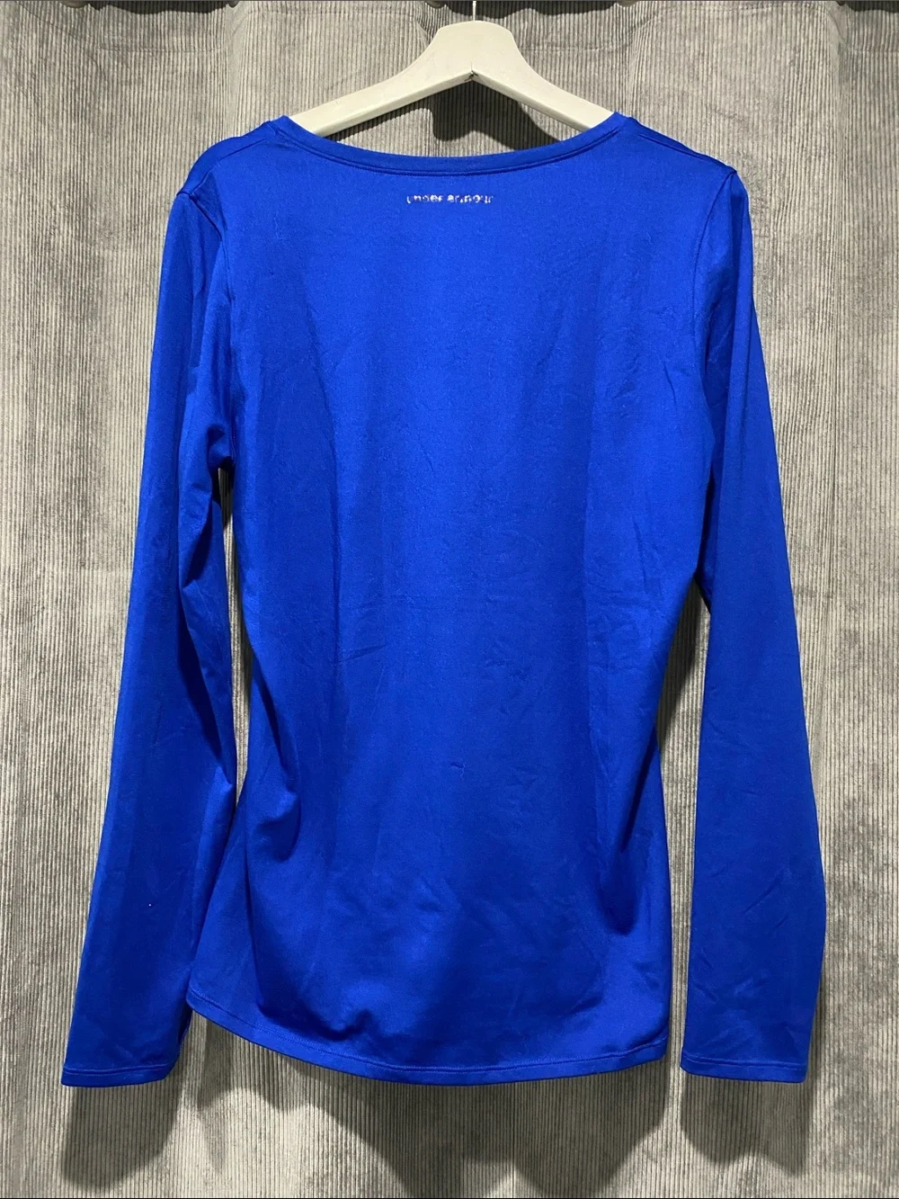 Under Armour Cold Gear Women's Long-Sleeve V-Neck Performance Tee - Blue - Picture 6 of 8